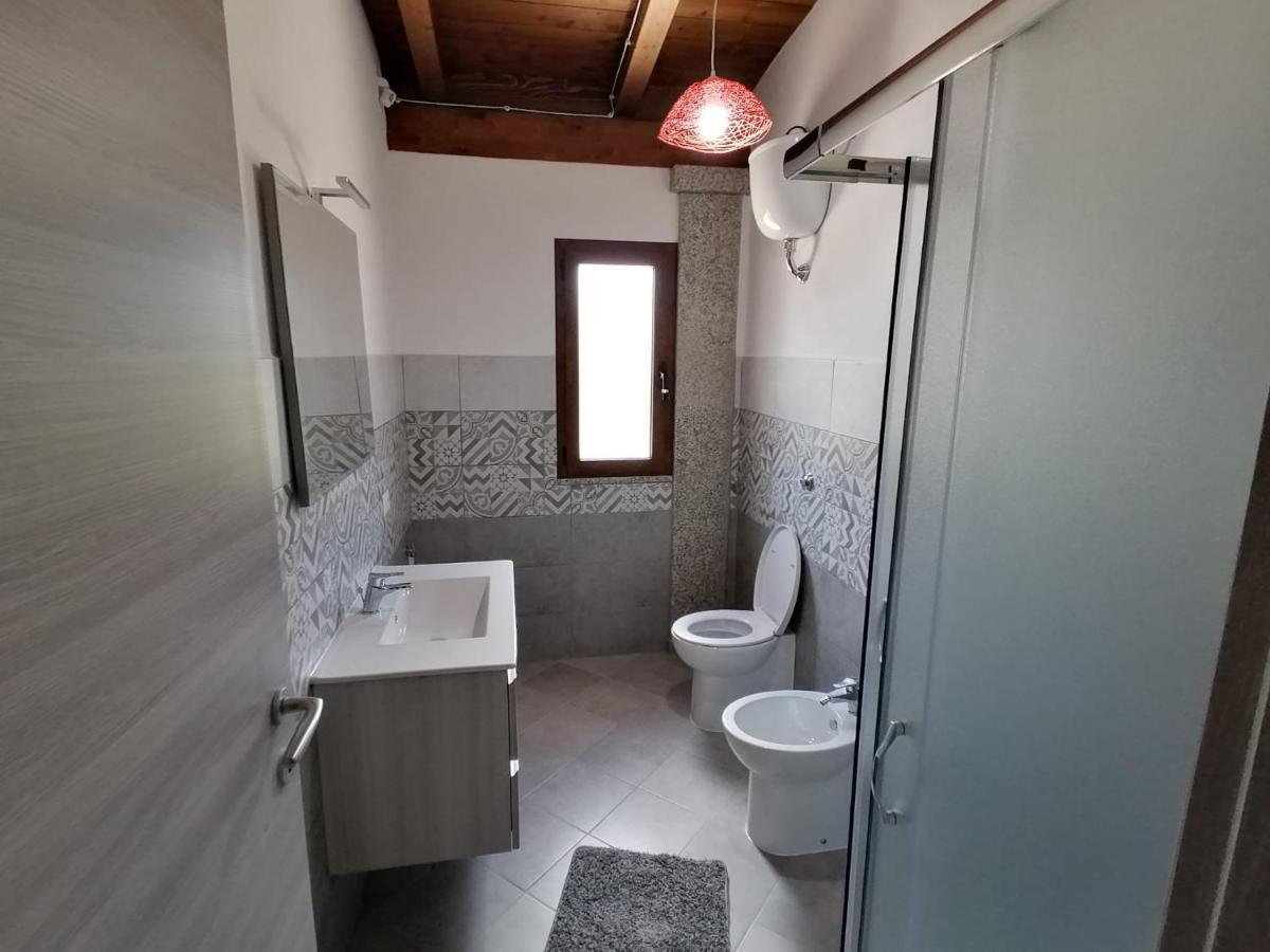 Agriturismo Vigna De' Luceri Loceri ภายนอก รูปภาพ
